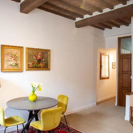 Pescioni 19 Apartamento
